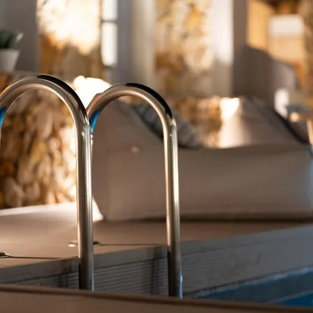 Artchroma House * Karterados (Santorini)