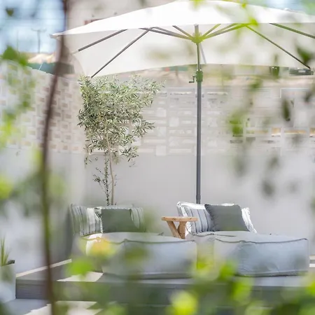 Artchroma House Apartment *