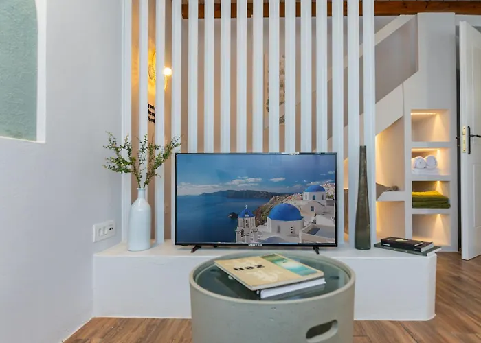 Artchroma House * Καρτεράδος