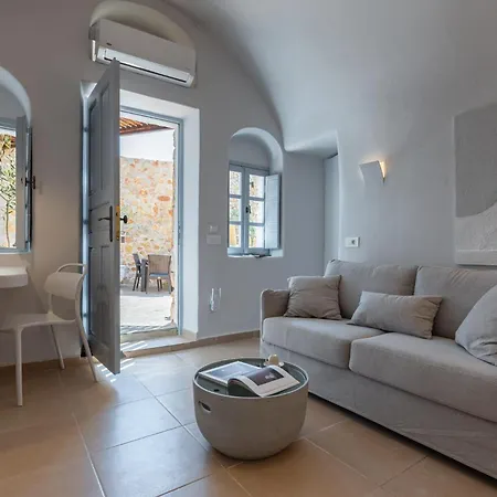 Artchroma House דירה