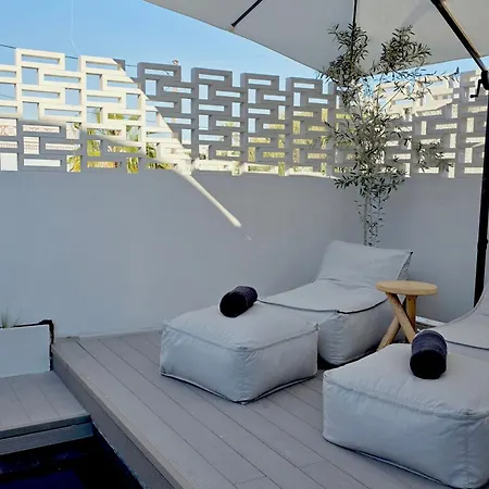 Artchroma House * Karterados (Santorini)