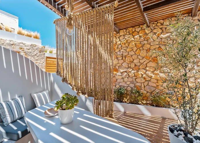 Апартаменты Artchroma House Картерадос