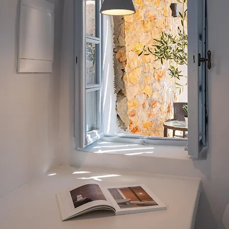 Artchroma House